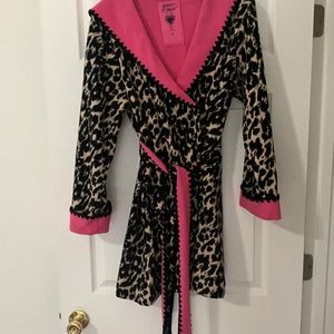 Betsey johnson leopard  robe housecoat